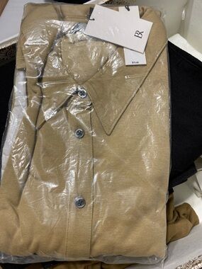 For Courtney Banana Republic Tan Trench Coat with Shirt Collar
